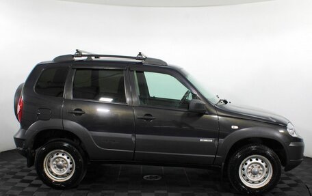 Chevrolet Niva I рестайлинг, 2018 год, 799 000 рублей, 4 фотография