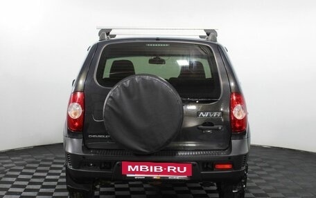 Chevrolet Niva I рестайлинг, 2018 год, 799 000 рублей, 6 фотография