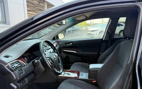 Toyota Camry, 2012 год, 1 570 000 рублей, 10 фотография