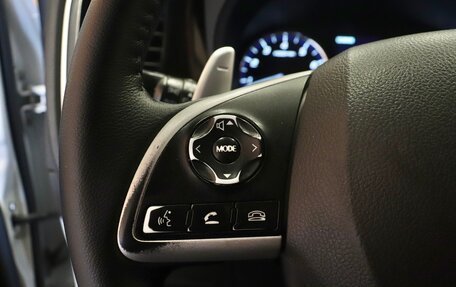 Mitsubishi Outlander III рестайлинг 3, 2014 год, 1 370 000 рублей, 13 фотография