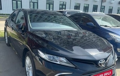 Toyota Camry, 2022 год, 3 200 000 рублей, 1 фотография