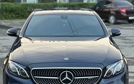 Mercedes-Benz E-Класс, 2017 год, 3 480 000 рублей, 1 фотография