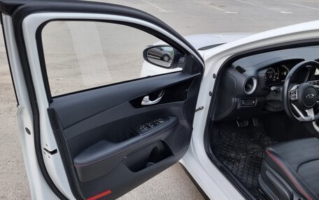 KIA K3, 2020 год, 2 240 000 рублей, 16 фотография