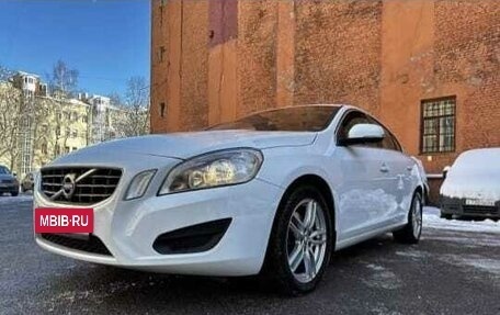 Volvo S60 III, 2011 год, 980 000 рублей, 10 фотография