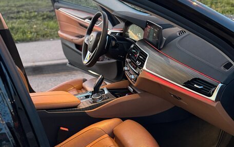 BMW 5 серия, 2018 год, 3 590 000 рублей, 19 фотография