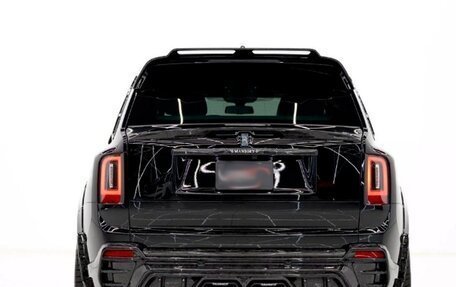 Rolls-Royce Cullinan, 2024 год, 128 970 000 рублей, 10 фотография