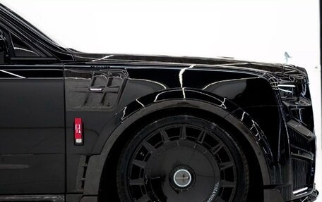 Rolls-Royce Cullinan, 2024 год, 128 970 000 рублей, 5 фотография