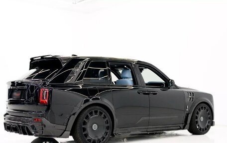 Rolls-Royce Cullinan, 2024 год, 128 970 000 рублей, 29 фотография
