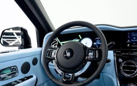 Rolls-Royce Cullinan, 2024 год, 128 970 000 рублей, 40 фотография