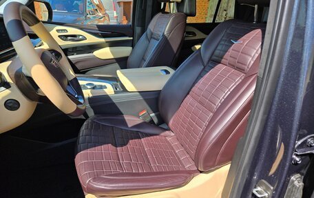 Cadillac Escalade V, 2022 год, 11 555 555 рублей, 14 фотография