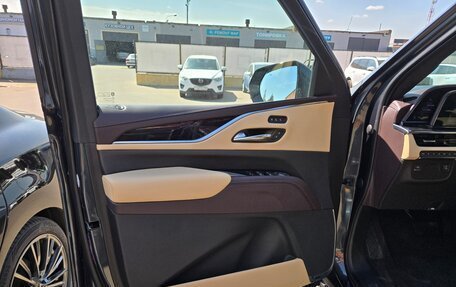 Cadillac Escalade V, 2022 год, 11 555 555 рублей, 17 фотография