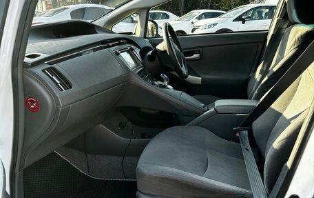Toyota Prius, 2010 год, 1 180 000 рублей, 6 фотография