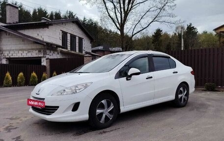 Peugeot 408 I рестайлинг, 2012 год, 689 000 рублей, 3 фотография