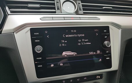 Volkswagen Passat B8 рестайлинг, 2019 год, 2 100 000 рублей, 18 фотография