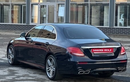 Mercedes-Benz E-Класс, 2017 год, 3 480 000 рублей, 6 фотография