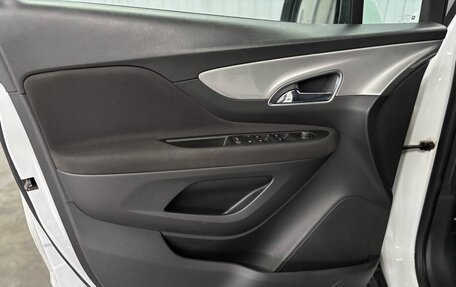 Opel Mokka I, 2014 год, 1 047 000 рублей, 22 фотография