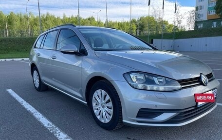 Volkswagen Golf VII, 2019 год, 1 450 000 рублей, 3 фотография