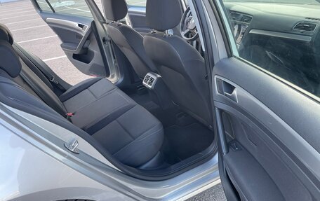 Volkswagen Golf VII, 2019 год, 1 450 000 рублей, 15 фотография