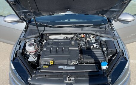 Volkswagen Golf VII, 2019 год, 1 450 000 рублей, 39 фотография