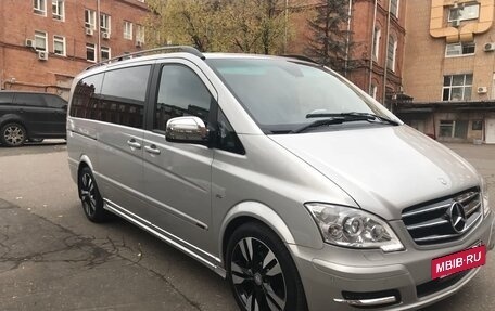 Mercedes-Benz Viano, 2013 год, 2 850 000 рублей, 2 фотография