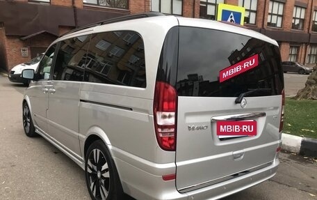 Mercedes-Benz Viano, 2013 год, 2 850 000 рублей, 3 фотография