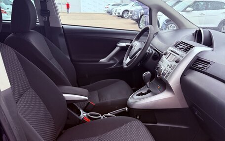 Toyota Verso I, 2011 год, 1 265 000 рублей, 7 фотография