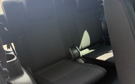 Toyota Verso I, 2011 год, 1 265 000 рублей, 20 фотография