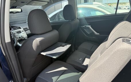 Toyota Verso I, 2011 год, 1 265 000 рублей, 18 фотография