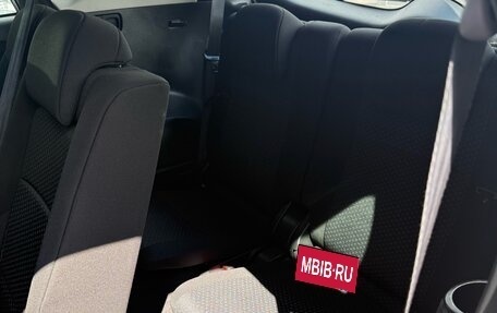 Toyota Verso I, 2011 год, 1 265 000 рублей, 19 фотография