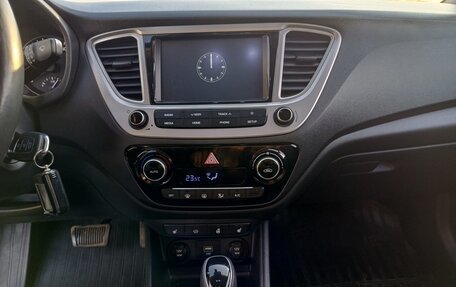 Hyundai Solaris II рестайлинг, 2019 год, 1 450 000 рублей, 17 фотография