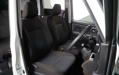 Toyota Roomy I, 2020 год, 1 329 000 рублей, 10 фотография