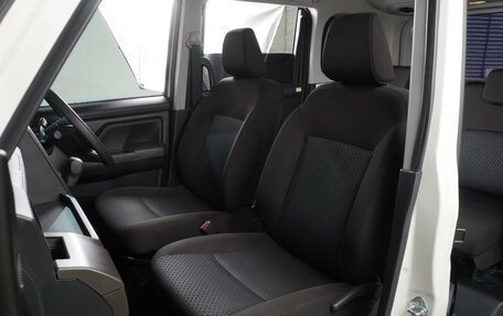 Toyota Roomy I, 2020 год, 1 329 000 рублей, 8 фотография