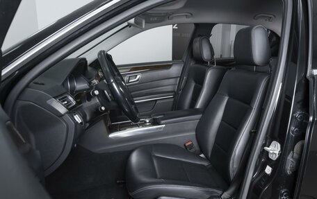 Mercedes-Benz E-Класс, 2013 год, 1 999 000 рублей, 10 фотография