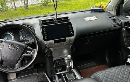 Toyota Land Cruiser Prado 150 рестайлинг 2, 2021 год, 6 700 000 рублей, 9 фотография