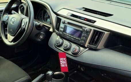 Toyota RAV4, 2013 год, 1 650 000 рублей, 8 фотография