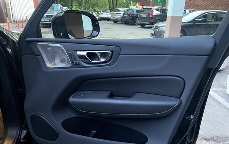 Volvo XC60 II, 2020 год, 4 700 000 рублей, 11 фотография