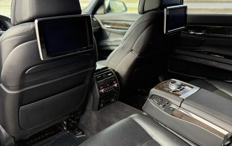 BMW 7 серия, 2015 год, 2 750 000 рублей, 4 фотография