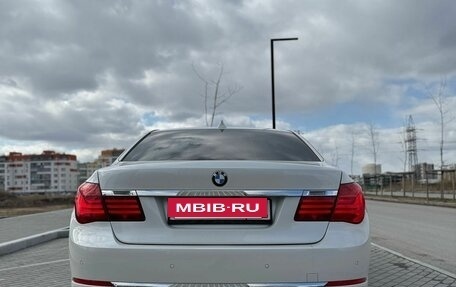 BMW 7 серия, 2015 год, 2 750 000 рублей, 15 фотография