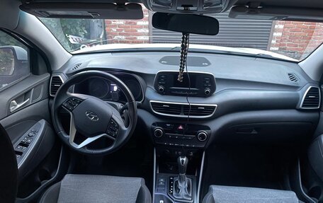 Hyundai Tucson III, 2020 год, 2 350 000 рублей, 17 фотография