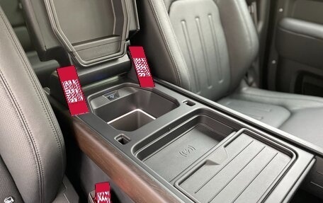 Land Rover Defender II, 2021 год, 4 950 000 рублей, 9 фотография