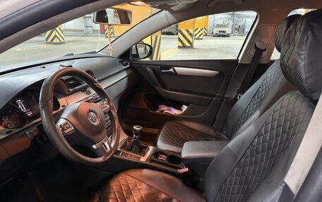 Volkswagen Passat B7, 2011 год, 900 000 рублей, 7 фотография