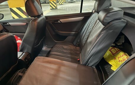Volkswagen Passat B7, 2011 год, 900 000 рублей, 12 фотография