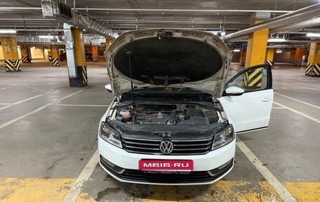Volkswagen Passat B7, 2011 год, 900 000 рублей, 17 фотография