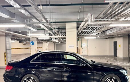 Mercedes-Benz E-Класс, 2015 год, 2 450 000 рублей, 3 фотография