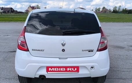 Renault Sandero I, 2012 год, 548 900 рублей, 4 фотография