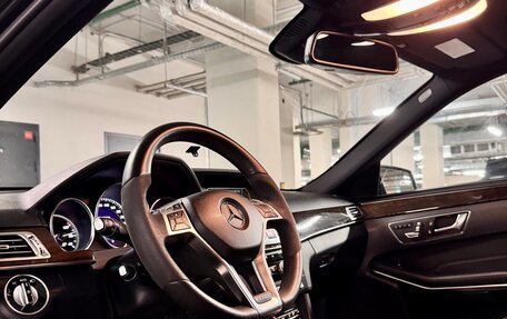 Mercedes-Benz E-Класс, 2015 год, 2 450 000 рублей, 12 фотография
