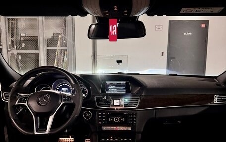 Mercedes-Benz E-Класс, 2015 год, 2 450 000 рублей, 8 фотография
