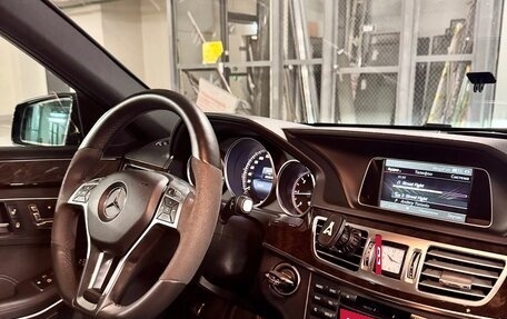 Mercedes-Benz E-Класс, 2015 год, 2 450 000 рублей, 9 фотография