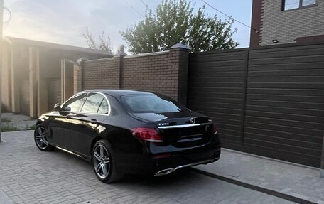 Mercedes-Benz E-Класс, 2019 год, 4 000 000 рублей, 5 фотография