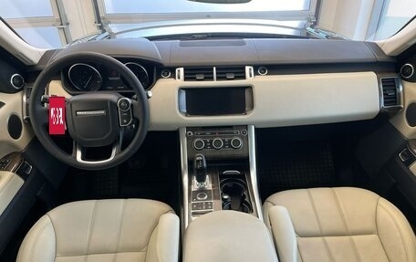 Land Rover Range Rover IV рестайлинг, 2017 год, 3 550 000 рублей, 7 фотография